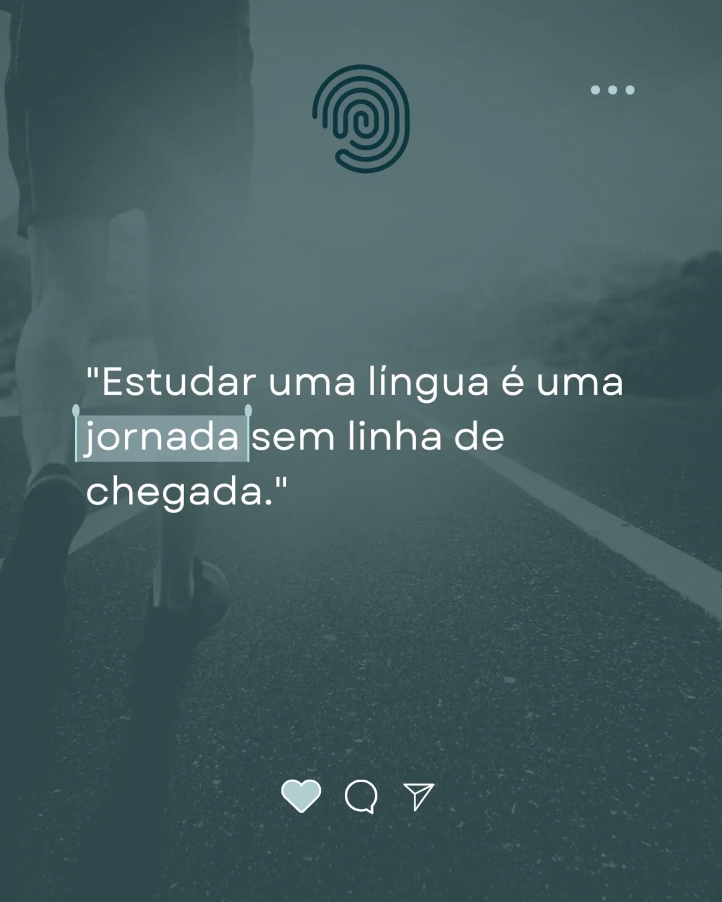 Não existe o "cheguei lá" quando falamos de idiomas. As línguas são organismos vivos: elas mudam, incorporam novos termos técnicos, gírias e nuances geopolíticas a cada segundo. Quem escolhe ser intérprete, escolhe ser um eterno estudante.

#Linguistica #AmorPelasLinguas #APIC #InterpretaçãoSimultânea